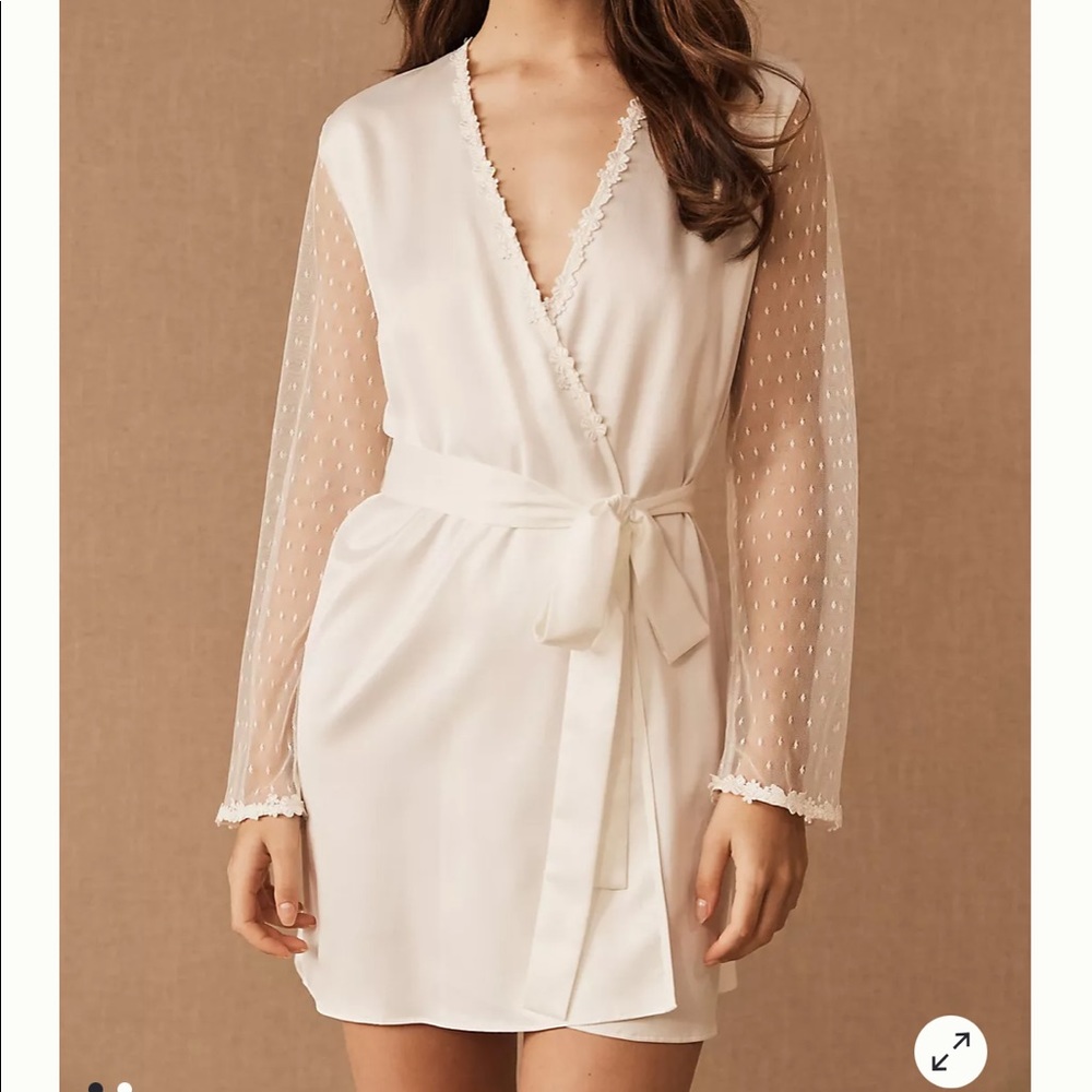 Flora nikrooz showstopper robe in pink